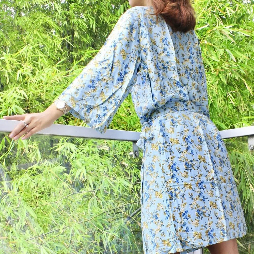 Blue Tropical Pattern Robes, Rayon Robe - Picture 4 of 9